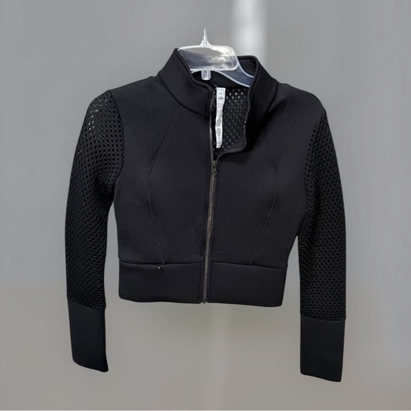 Alo Yoga
Shell After Yoga Cropped Jacket - Picture 4 of 5